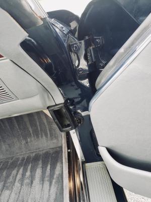 Mercedes-Benz 560 SL 1986 года  (NA)